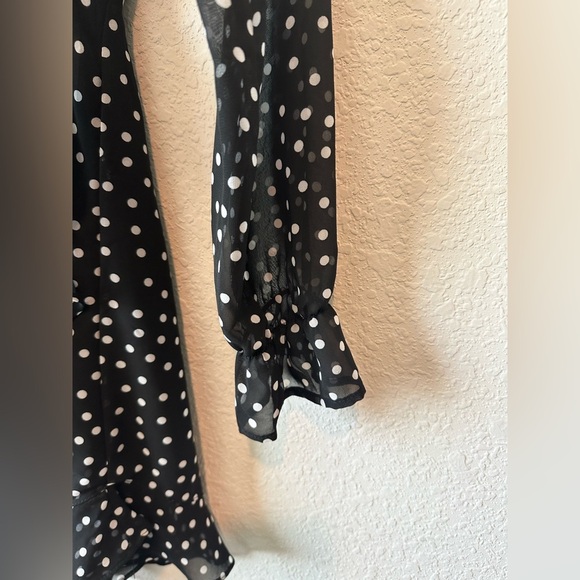 H&M Black Dress with White Dots DIVIDED Size 6 - Picture 8 of 9